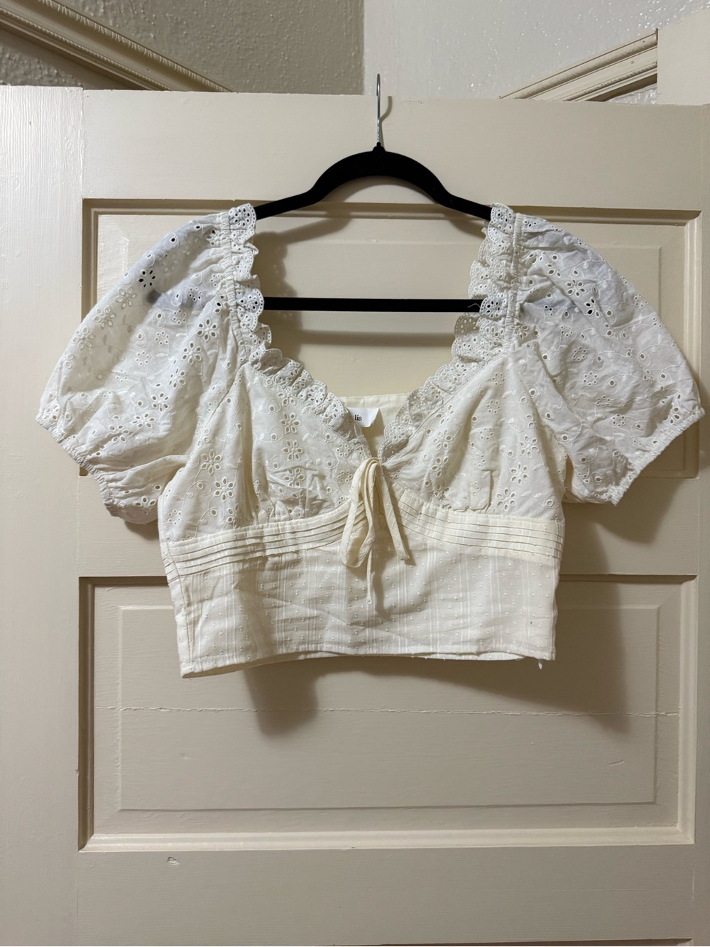 Le Lis White Eyelet Tie-Front Puff Sleeve Crop Top